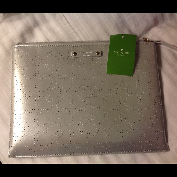 kate spade Handbags - NWT  Kate ♠️ Large Pouch